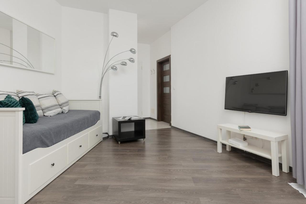 Mokotow Bernardynska Apartment With Balcony By Noclegi Renters Warsaw Exterior photo